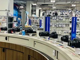 14 Best electronics stores in New York City