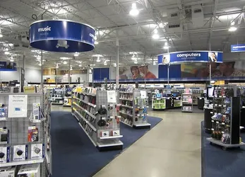 14 Best electronics stores in New York City