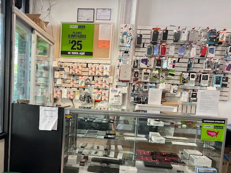 14 Best electronics stores in New York City