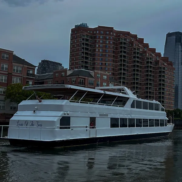 NYC Water Cruises - Pier 78 Dinner Cruises
