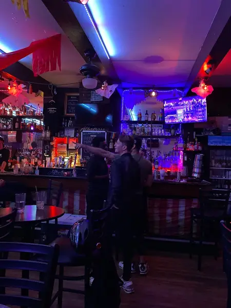 Albatross Bar