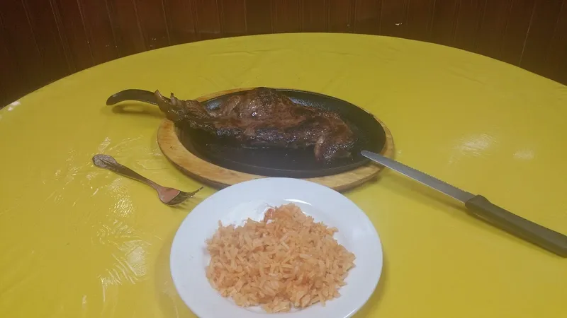 Los Almuerzos Mexicanos