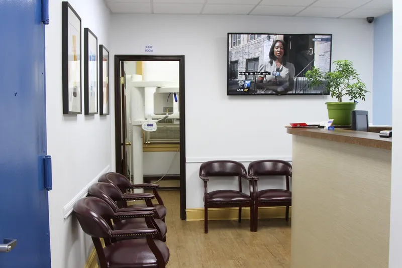 dental clinics NORTH STAR DENTAL CARE in Elmhurst