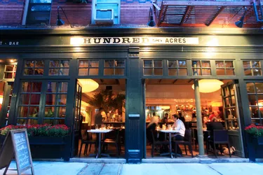 Top 17 cozy places in SoHo NYC