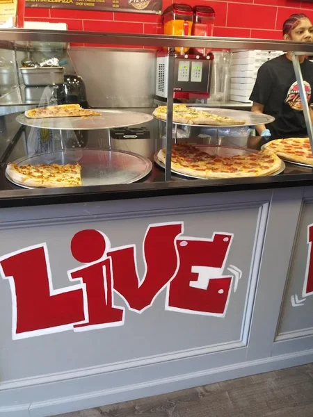Best of 14 pizza places in East Harlem NYC