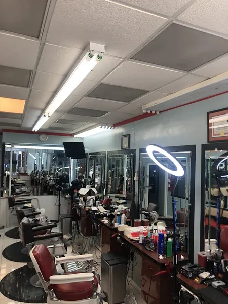 barber shops Salgado Barbershop