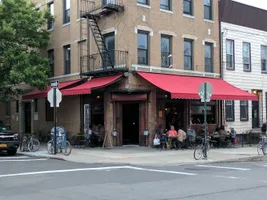 Top 14 cocktail bar in Bushwick NYC