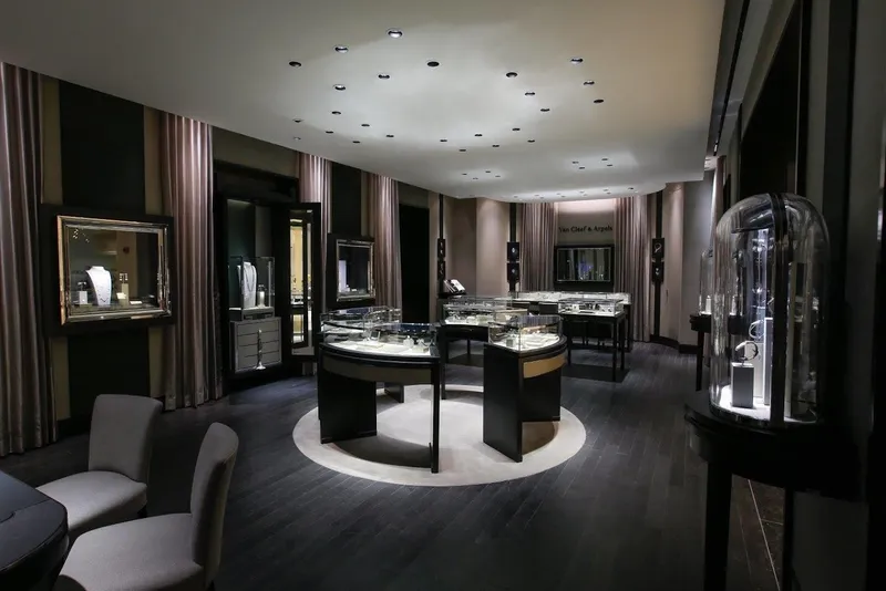 jewelry stores Van Cleef & Arpels (White Plains - Neiman Marcus)