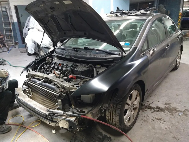 auto body shops Gazy Auto Repair