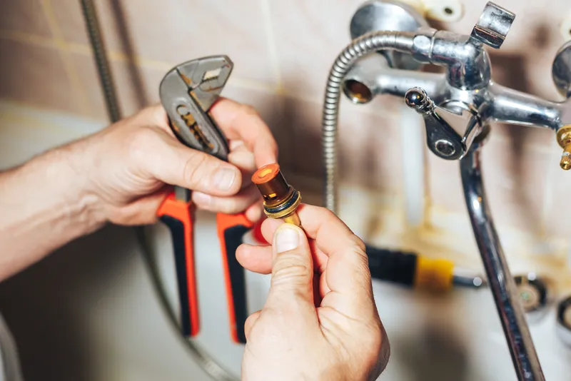 plumbers R-Rooter Plumbing & Water Cleanup