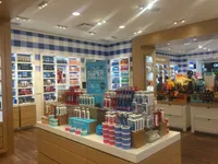 Top 10 cosmetics stores in Elmhurst NYC