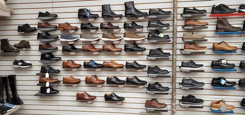 mens shoe stores Dave's Shoes Inc