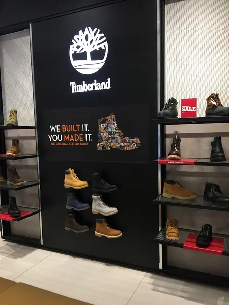 mens shoe stores Timberland