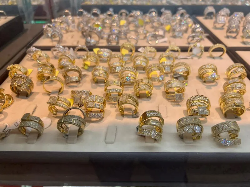 jewelry stores Gold Palace