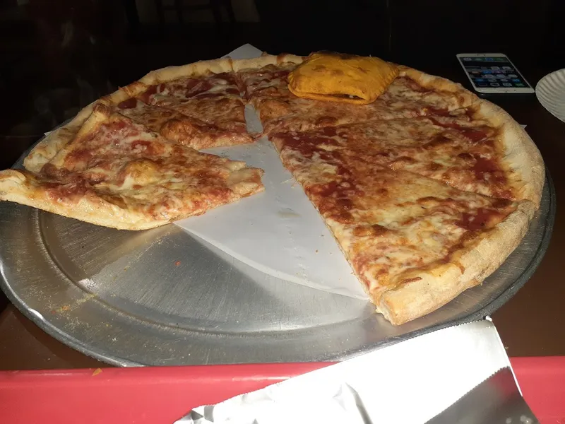 pizza places Tato's Pizza in Bensonhurst