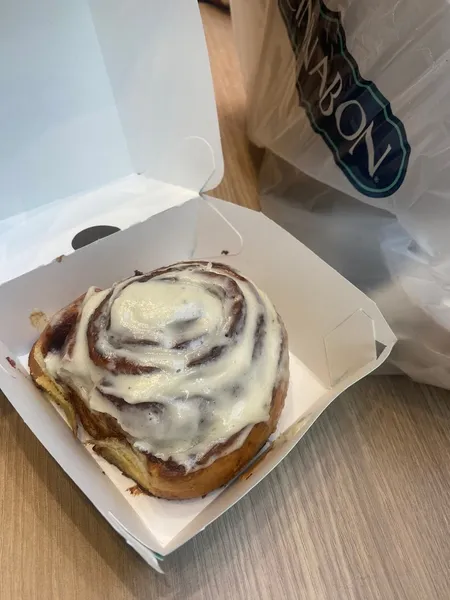 cinnamon rolls Cinnabon