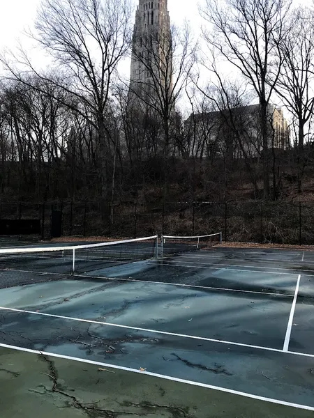 Riverside Park Tennis Courts