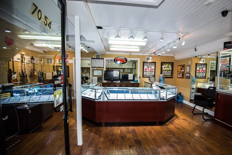 jewelry stores The Gold Standard of Forest Hills