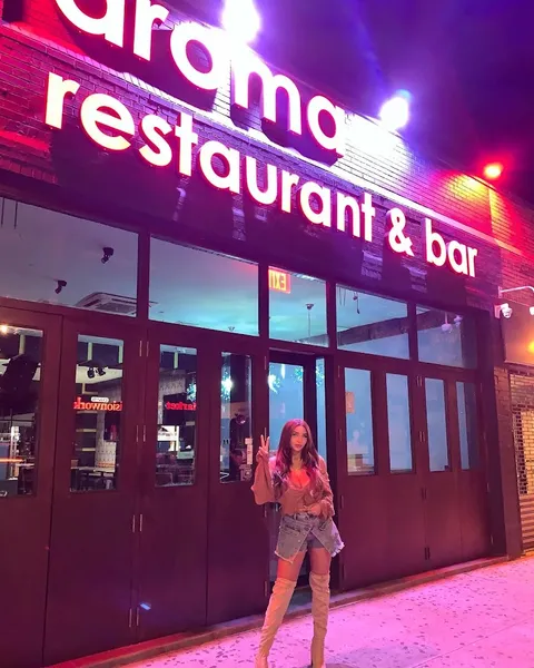 Aroma Restaurant & Sushi Bar