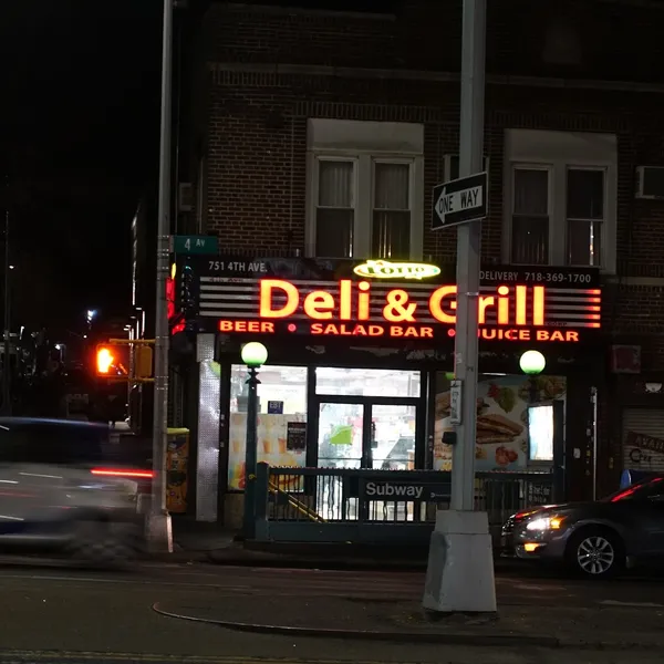 4 Avenue Gourmet Deli & Grill