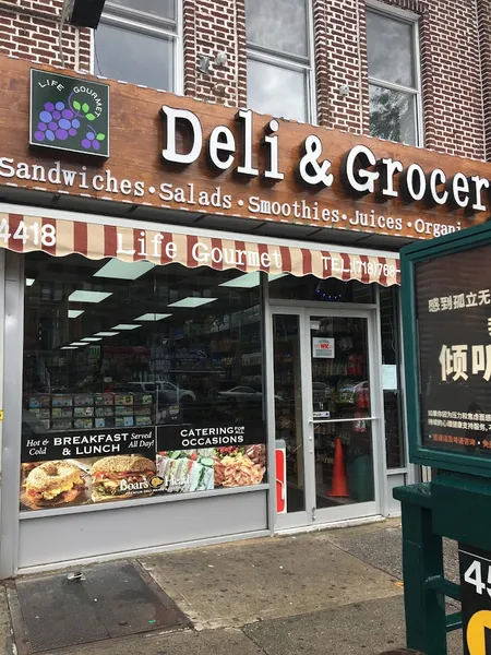 delis Life Gourmet Deli & Grocery