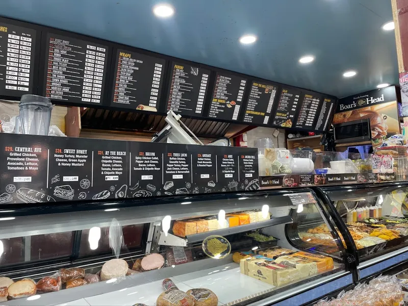 delis Sunrise Deli & Grill