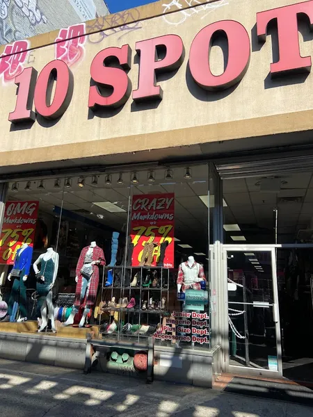 dress stores 10 Spot