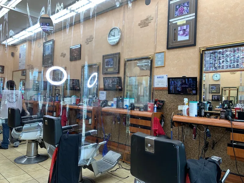 barber shops Bayside's Finest Barbershop