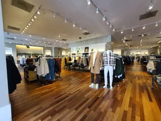 Top 12 dress stores in Forest Hills NYC