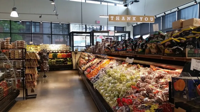 grocery stores City Acres Market in Williamsburg