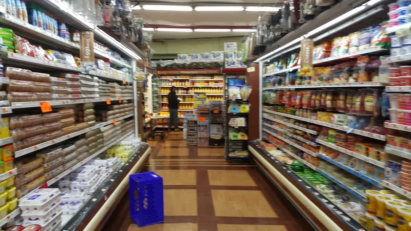 grocery stores Vitelio's Marketplace