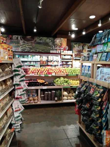 grocery stores SS Natural Market