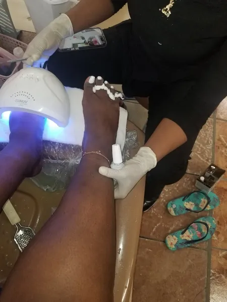 Million Nail Salon