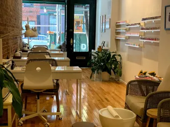 Top 13 nail salons in Upper East Side NYC