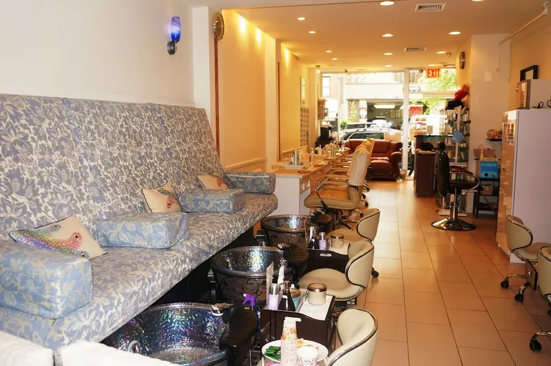 nail salons Sapphire Nails & Spa