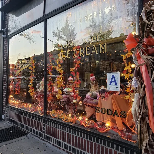 Desserts Eddie's Sweet Shop in Ozone Park