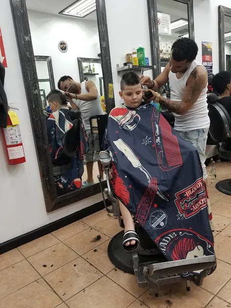 barber shops Erik Barbershop