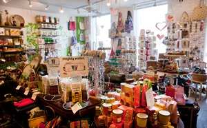 Top 15 gift shops in Midtown NYC