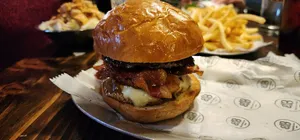 Top 10 burgers in Midtown NYC