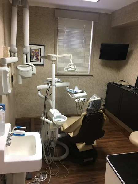 dental clinics Bay Ridge Dental: David Gutwirth, DDS