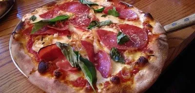 Top 13 pizza places in Lower East Side NYC