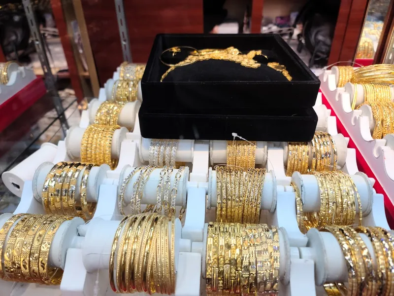 jewelry stores Pyramids Jewelry in Bay Ridge