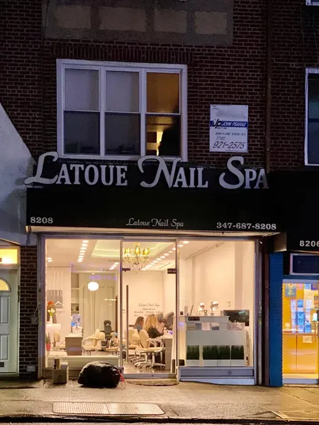 nail salons Latoue Nail Spa