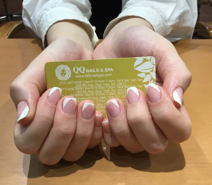 nail salons QQ Nails & Spa