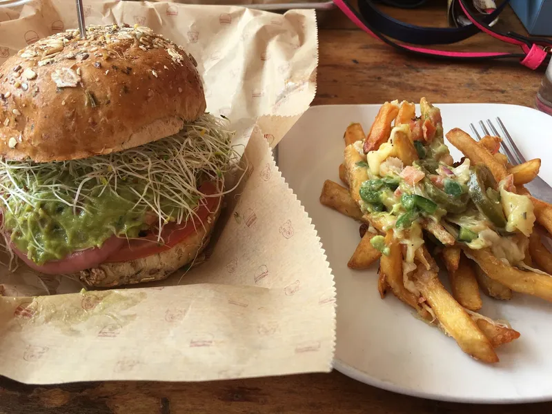 organic restaurant Bareburger