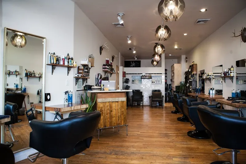 barber shops Badlands Salon & Barbershop