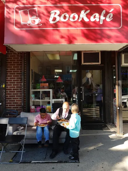 coffee shops Bookafé in Woodside