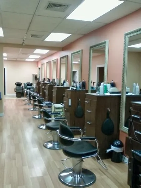 hair salons Gaby's Place Unisex Hair Salon inc.