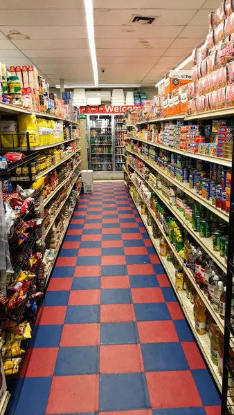 grocery stores Seagirt Market & Deli