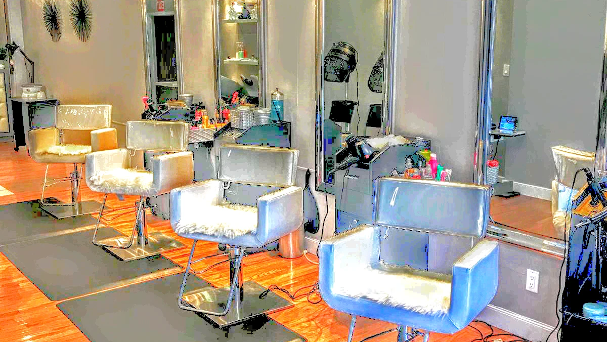 Top 10 nail salons in Glendale NYC